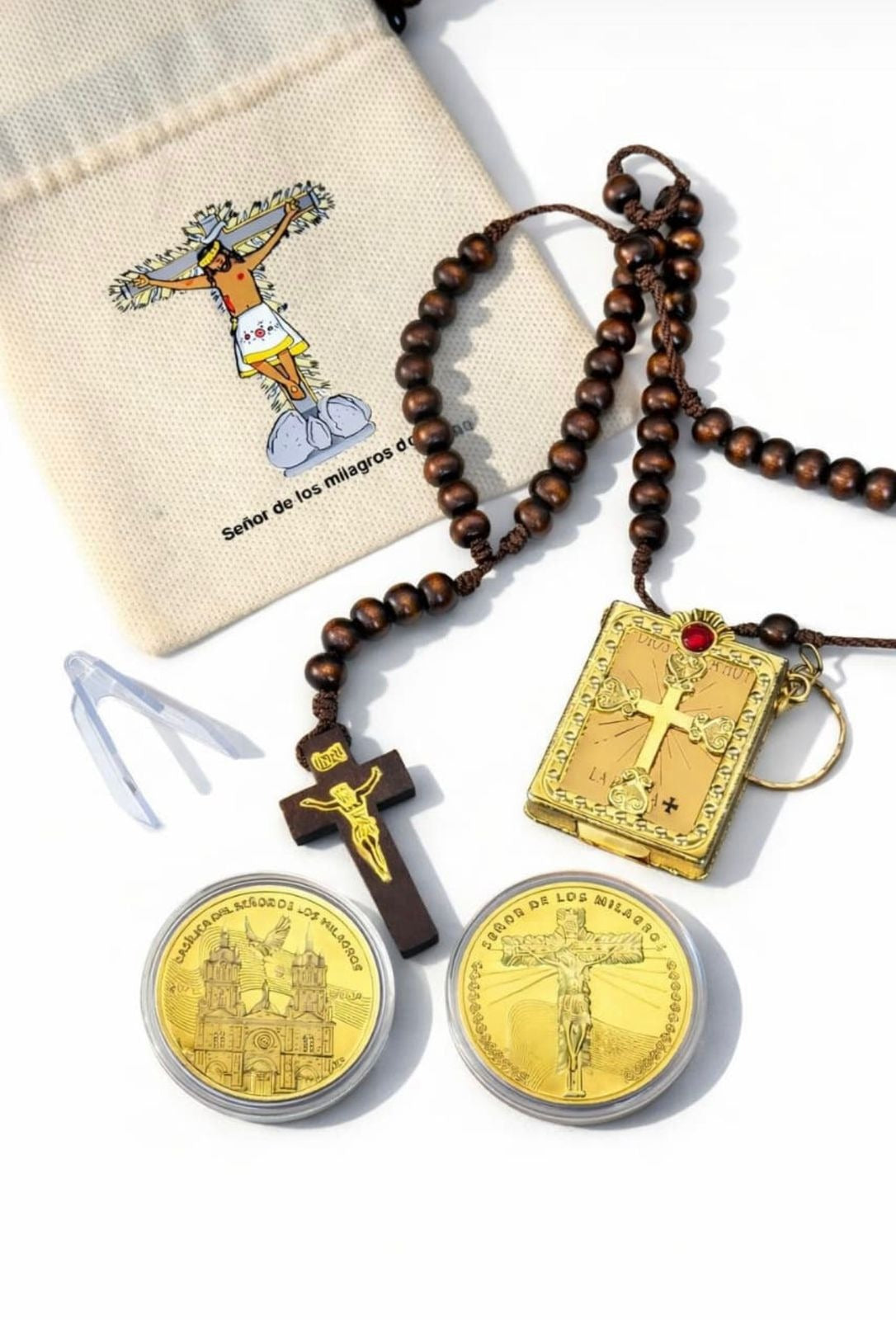 Kit milagroso incluye moneda señor de los milagros, llavero biblia mini , camandula