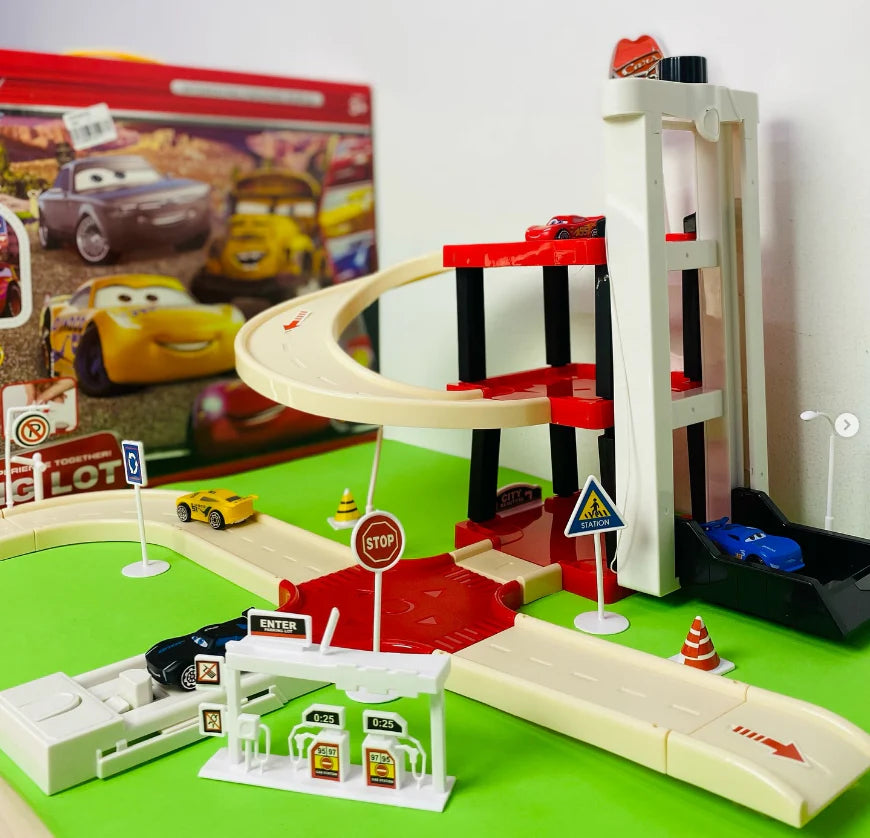 Pista Con Ascensor Cars